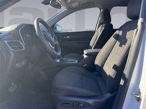 Used 2019 Chevrolet Equinox LT image 10
