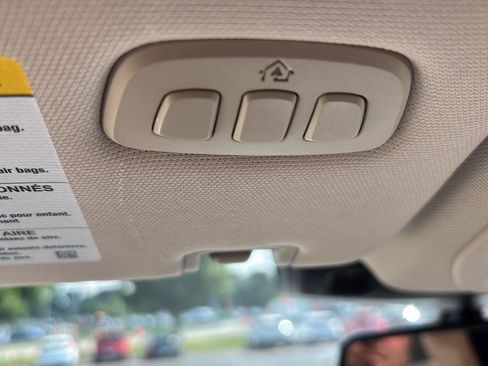 Used 2020 Ford Explorer Limited AWD/4WD image 23