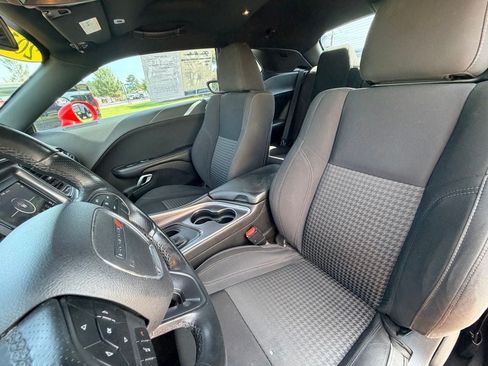 Used 2018 Dodge Challenger SXT w/ Blacktop Package RWD image 21