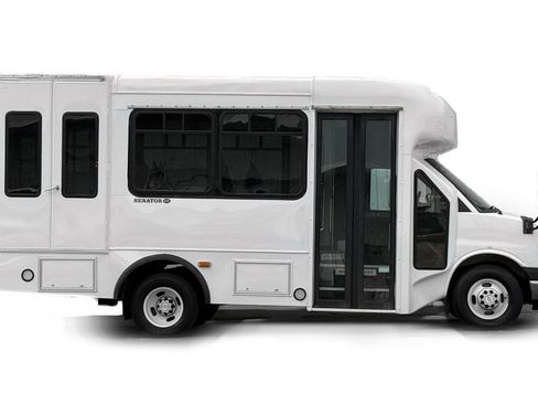 Used 2014 Chevrolet Express 3500 w/ Shuttle Bus Package image 5