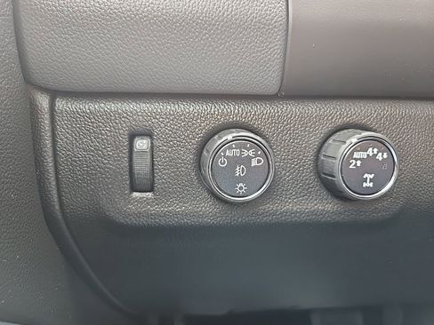 Used 2019 Chevrolet Colorado Z71 AWD/4WD image 48