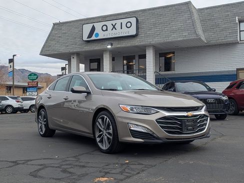 Used 2024 Chevrolet Malibu LT image 1