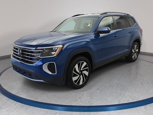 Used 2025 Volkswagen Atlas SE FWD image 1