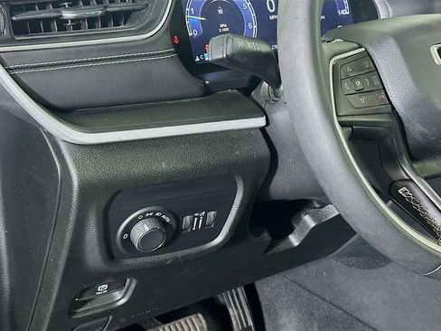 Used 2023 Jeep Grand Cherokee L Laredo AWD/4WD image 17