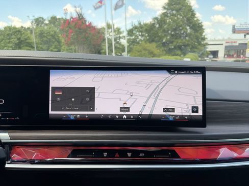 Used 2023 BMW 740i RWD image 26