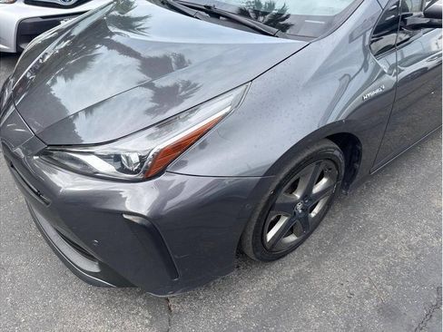 Used 2019 Toyota Prius XLE image 11