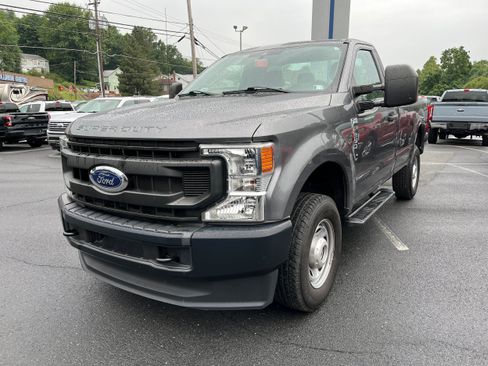 Certified 2021 Ford F250 XL AWD/4WD image 4