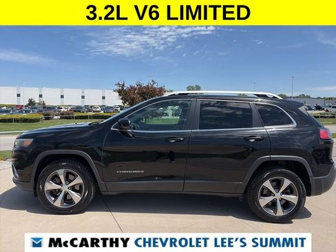 Used 2019 Jeep Cherokee Limited AWD/4WD image 5