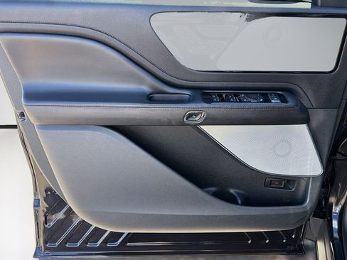 Used 2020 Lincoln Aviator Grand Touring w/ Equipment Group 302A image 22