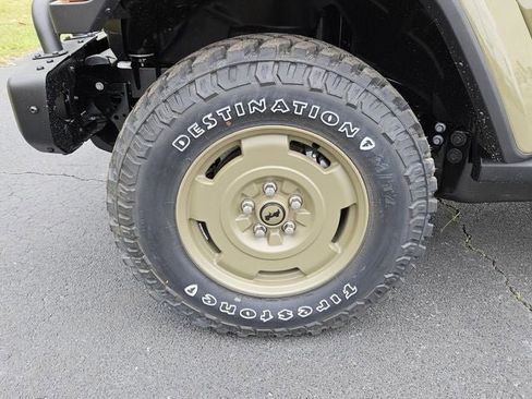 New 2026 Jeep Gladiator Willys image 9