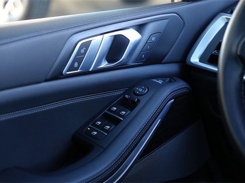 Used 2024 BMW X5 xDrive50e w/ Premium Package image 18