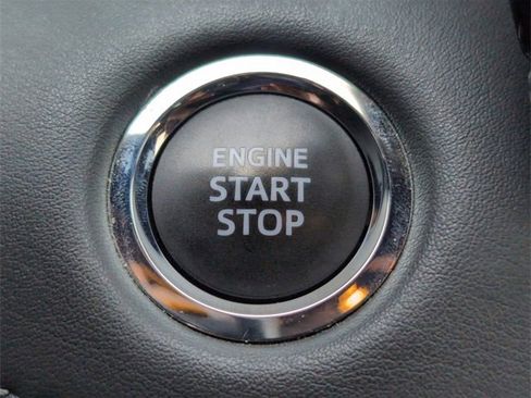 Used 2023 Toyota Highlander XSE image 16