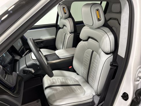 Used 2024 Rivian R1S Adventure AWD/4WD image 20