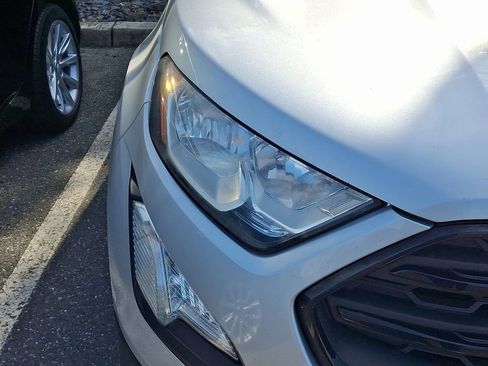 Used 2018 Ford EcoSport S image 4