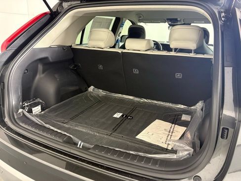 New 2026 Kia Niro EX FWD image 18