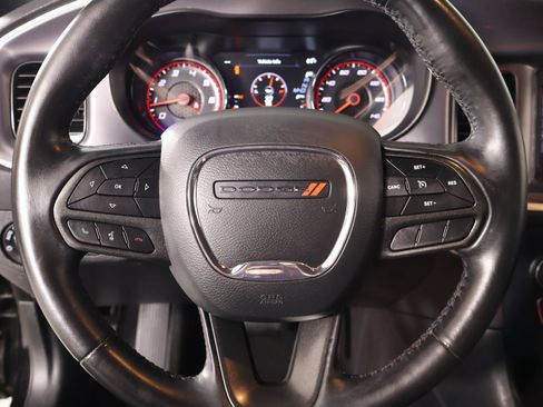 Used 2020 Dodge Charger SXT w/ Blacktop Package RWD image 3