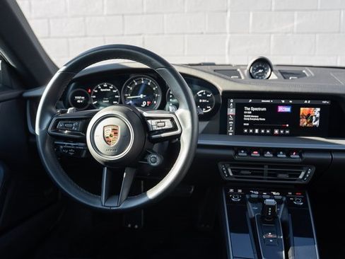 Certified 2021 Porsche 911 Carrera 4S image 22