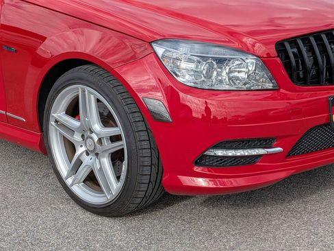 Used 2011 Mercedes-Benz C 350 Sport image 9