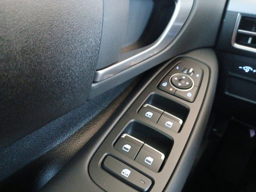 New 2026 Hyundai Sonata SE FWD image 17