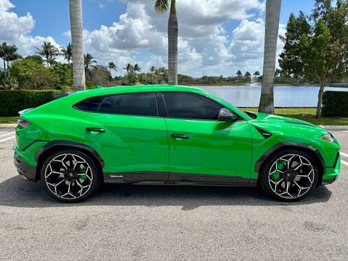 Used 2024 Lamborghini Urus Performante AWD/4WD image 5