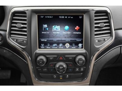 Used 2015 Jeep Grand Cherokee Limited w/ Luxury Group II image 13