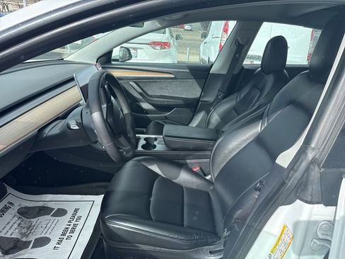 Used 2021 Tesla Model 3 Long Range image 9