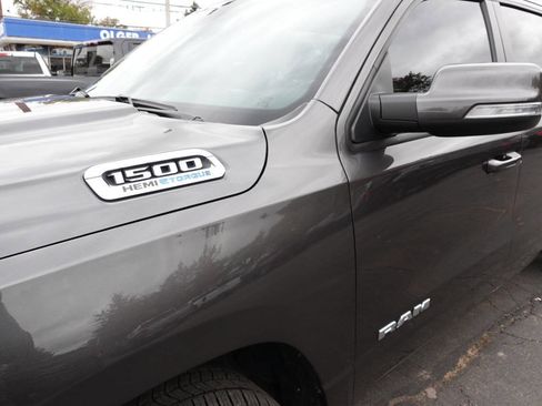 Used 2022 RAM 1500 Big Horn AWD/4WD image 8