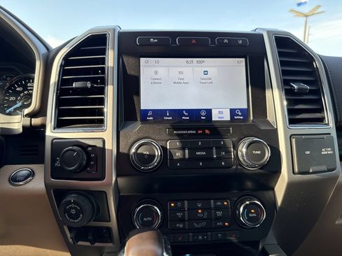 Used 2020 Ford F150 Lariat AWD/4WD image 19