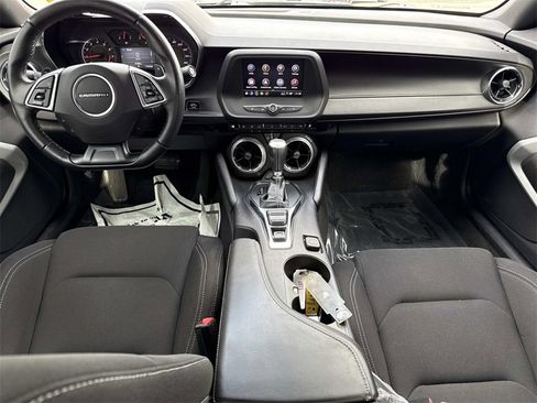 Used 2021 Chevrolet Camaro LT image 22