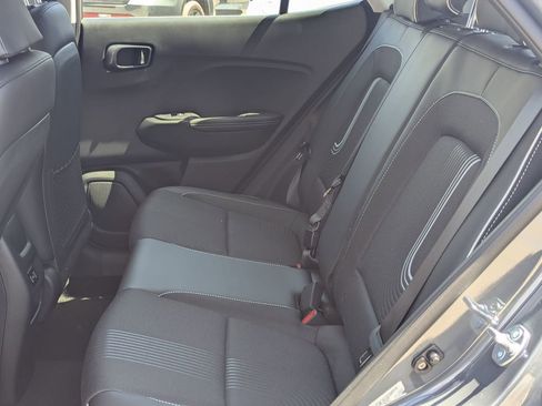 New 2025 Hyundai Venue Limited image 27