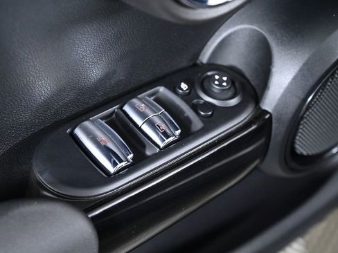 Used 2024 MINI Cooper S image 26