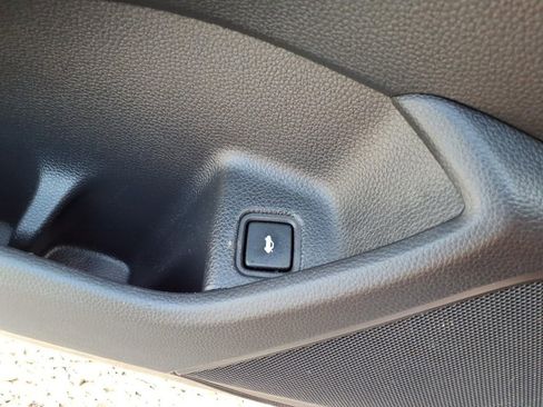 Used 2022 Honda Accord LX image 30
