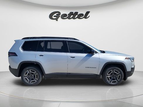 Used 2026 Jeep Cherokee Limited AWD/4WD image 4