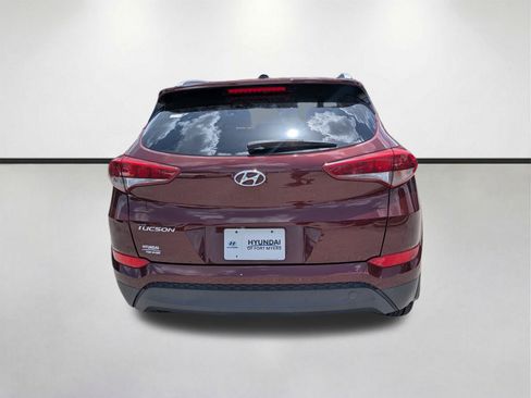 Used 2017 Hyundai Tucson SE w/ SE Popular Package 02 FWD image 5