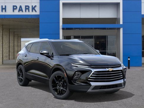 New 2025 Chevrolet Blazer Premier w/ Enhanced Convenience Package image 7