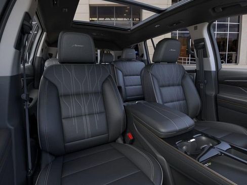 New 2026 Buick Enclave Avenir image 16