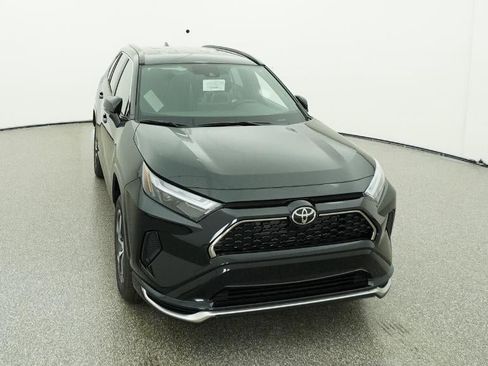 New 2025 Toyota RAV4 SE image 47