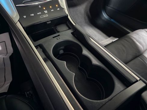 Used 2013 Lincoln MKZ FWD image 39