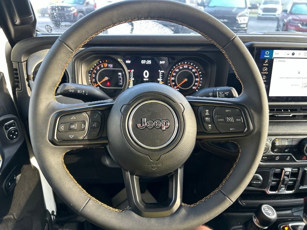 Used 2024 Jeep Gladiator Sport AWD/4WD image 12