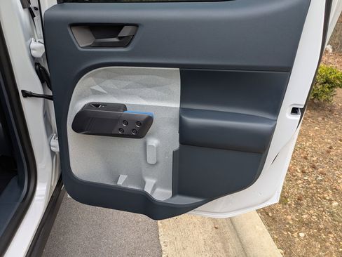 New 2026 Ford Maverick XLT image 29