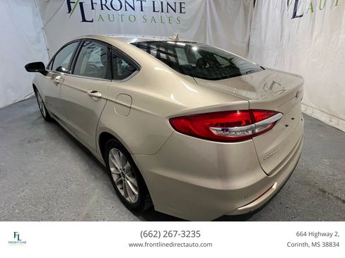 Used 2019 Ford Fusion SE image 5