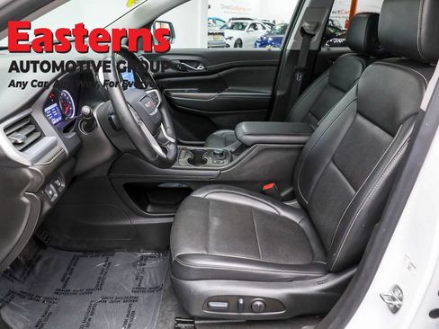 Used 2023 GMC Acadia SLT image 24