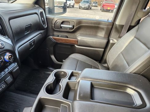 Used 2022 GMC Sierra 2500 SLT AWD/4WD image 14
