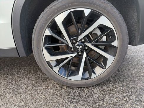 Used 2024 Mitsubishi Outlander SE AWD/4WD image 21