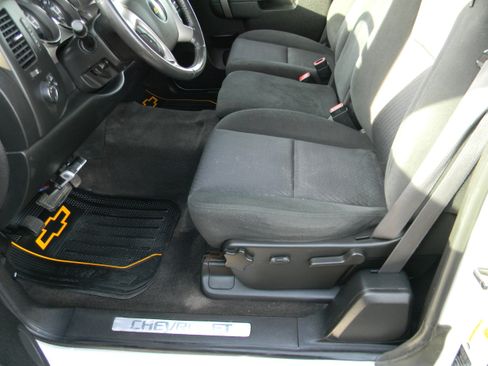 Used 2011 Chevrolet Silverado 1500 LT w/ All-Star Edition RWD image 6