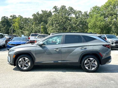 Used 2025 Hyundai Tucson SEL FWD image 12