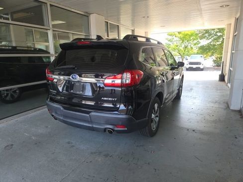 Used 2019 Subaru Ascent Premium AWD/4WD image 3