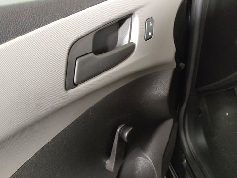 Used 2015 Chevrolet Sonic LS FWD image 27