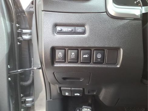 Used 2024 Nissan Murano SL FWD image 14