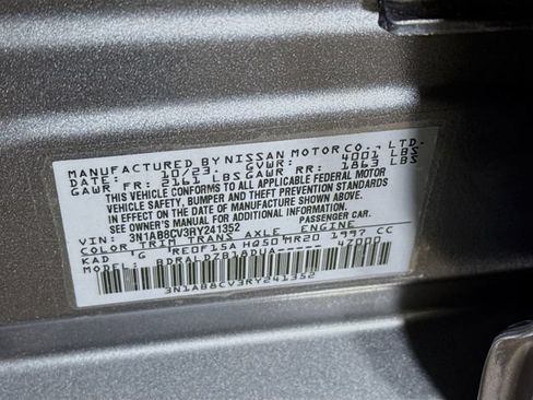 Used 2024 Nissan Sentra SV FWD image 36